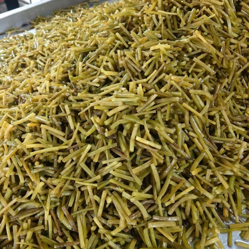小段盐渍山芋梗
